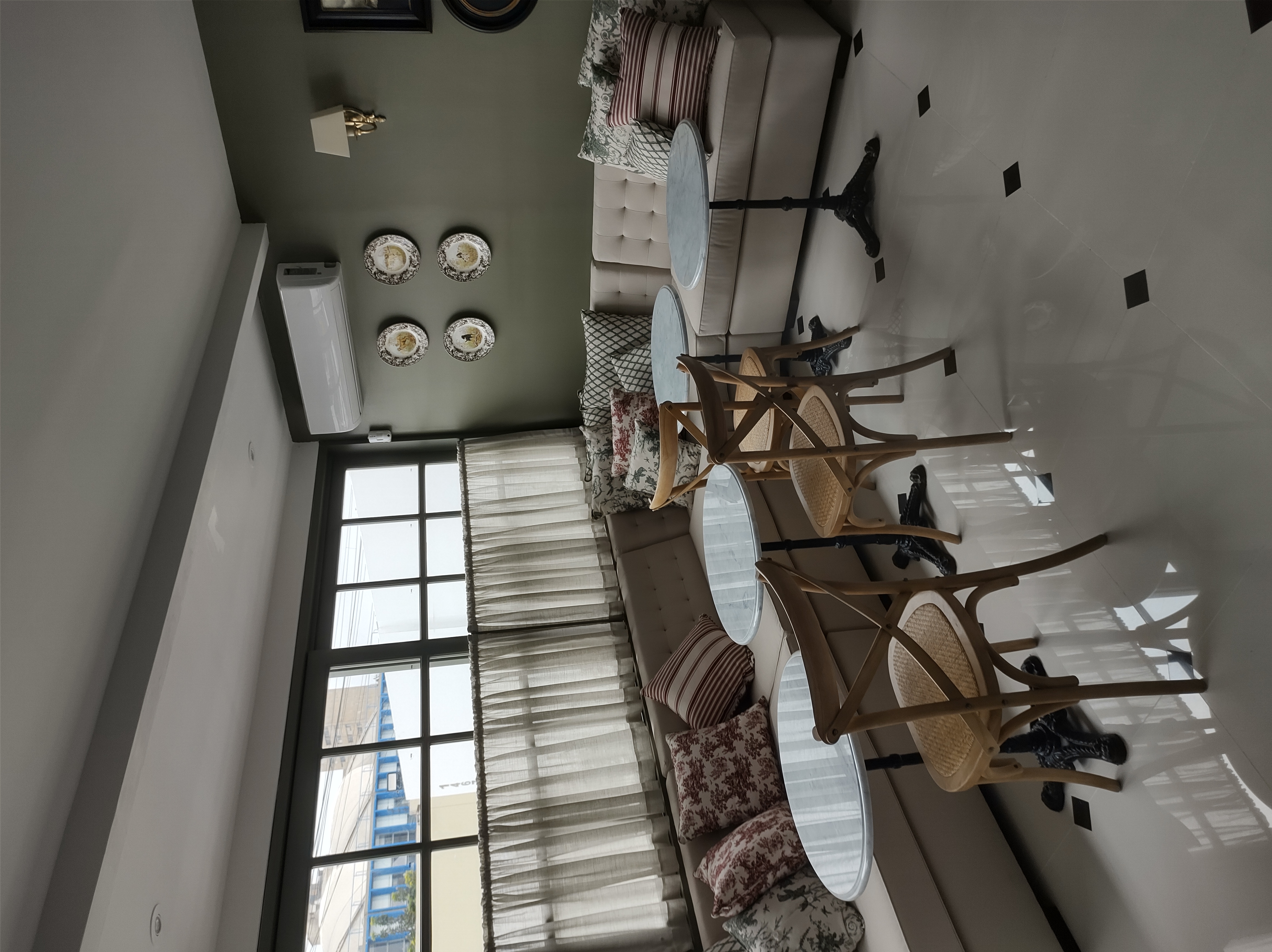 Remodelación de café en San Isidro